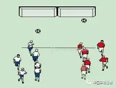 年奔驰,巨型三叉星,徽映照非凡,MK体育平台,MK体育官方网站,MK体育登录入口,MK体育app下载